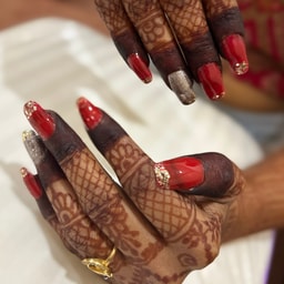 The Daisy Makeup Studio & Women’s Salon