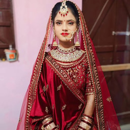 Sakhi Beauty Parlour