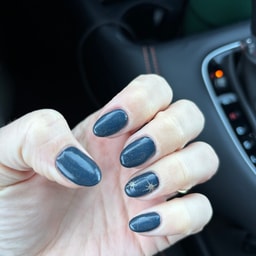 Rad Beauty By Em Salon