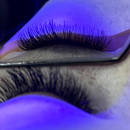 Ilumi Salon Studio