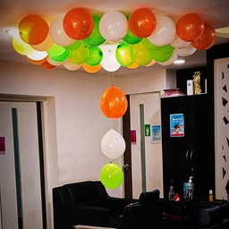 B16 Matrix Signature Salon