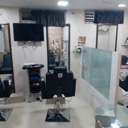 PARI Beauty Parlor