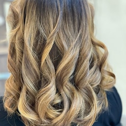 Aurora Beauty Salon