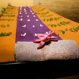 Chandhani Bandara Salons