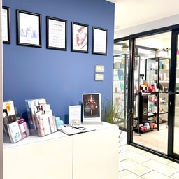 Fresh & Fabulous Aesthetic Beauty Salon