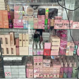 ari cosmeticos