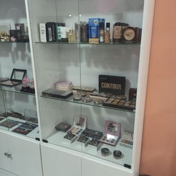 Canela Cosmeticos