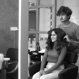 MONALIKA BEAUTY SALON