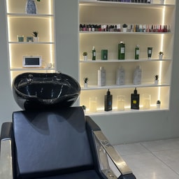 Three Pence Ladies Salon