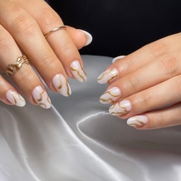 Dolls Beauty Studio