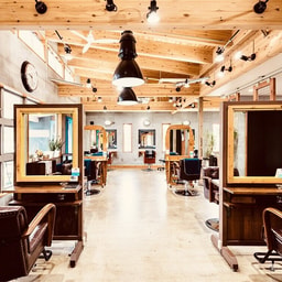 Hair & beauty clover