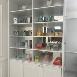 Salon za ubavina Reina