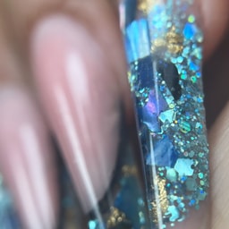Alice Nails