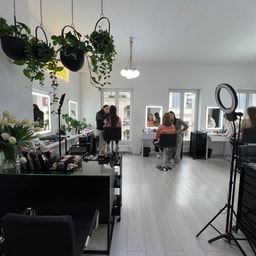 Szkola Fryzjerska Brush Brush Academy