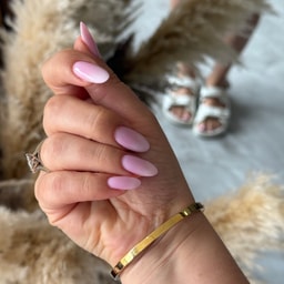 Beauty Bar