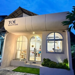TOE Beauty Bar