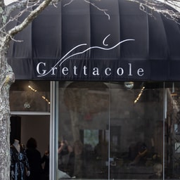 Grettacole Beauty