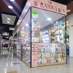 Vana Maquillaje y Accesorios