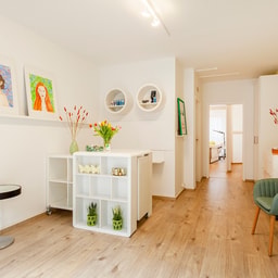 White Pearl Lashes & Beauty Studio