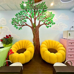 Moc Nails Studio