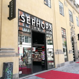 SEPHORA POSTHOUSE