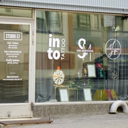 Studio 37