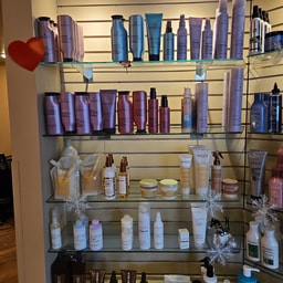 William Jon Salon & Spa