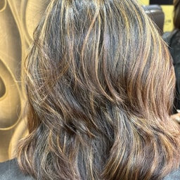 BLOOM UNISEX SALON TADONG