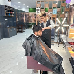 Maisha Unisex Salon