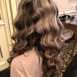 Chriss Fernandez Makeup & Hair Studio