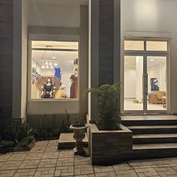 Carisma Boutique