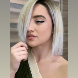 Per Lei Hair and Makeup Studio