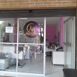 Salon de Belleza Mayra Nunez - Estilista Profesional