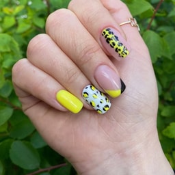 Mindal - Podology, Manicure, Pedicure, Makeup and Hairstyles