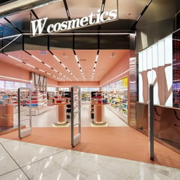 W Cosmetics New Market