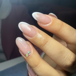 Maya Beauty Lounge