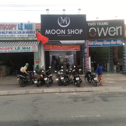 Moon Shop Ben Luc