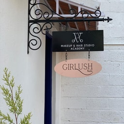 AV Makeup & Hair Studio