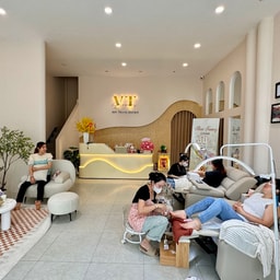 Van Trang Brows - Phun Xam Tham My
