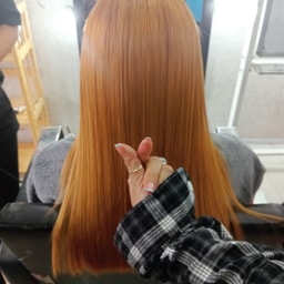 Tara Beauty Salon