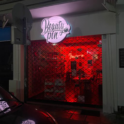 Beauty Pin