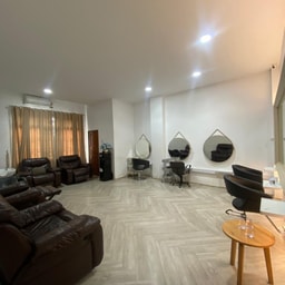 La belle Salon