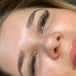 Lashes by Lyds
