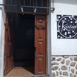 Katia Beauty Salon