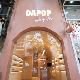 Dapop Makeup Store
