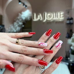 La Jolie Beauty Lounge