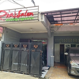 Rias Salon