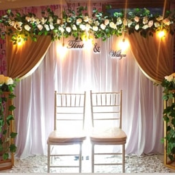Yunita Salon - Rias Pengantin (MUA)