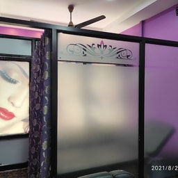 Gorgeous Beauty Parlour & Designers