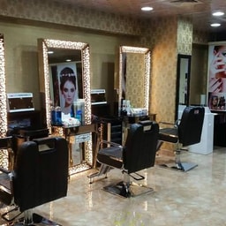 Golden Looks Ladies Beauty Centre